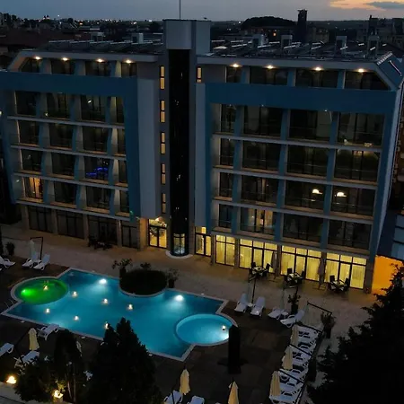 Pautalia Hotel 3*
